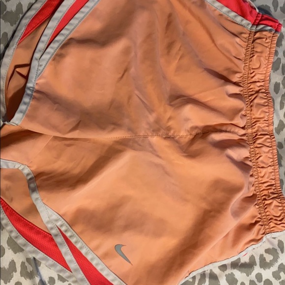 nike shorts - Picture 1 of 1